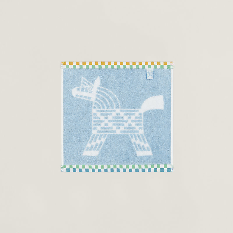 エルメス　バスタオル アニモー・ナッテ 馬柄　ブルーホワイト　新品未使用 エルメス バスタオル アニモー・ナッテ 馬柄 ブルーホワイト 新品未